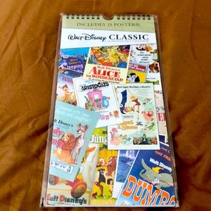 Walt Disney Classic 16 Month 2022 Calendar includes 13 Collectable posters 😊💗